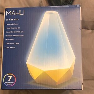 Aroma Diffuser with 7 Light Colors